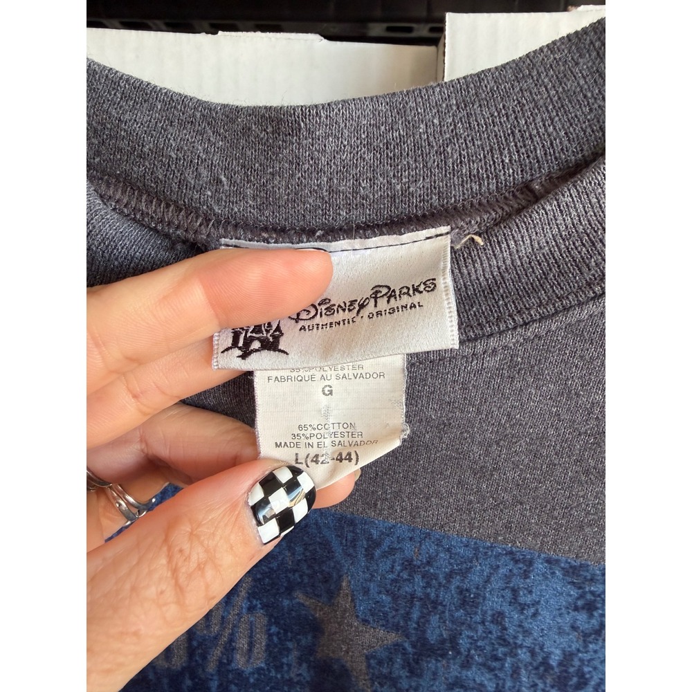 Disney Parks Oswalds Super Service Crewneck Sweatshirt Gray Mens Large L - Picture 3 of 4